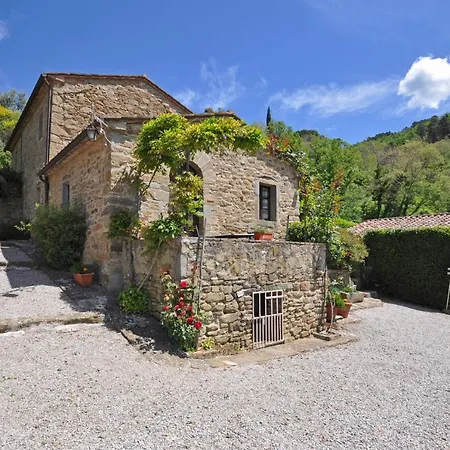 Sleeps 4