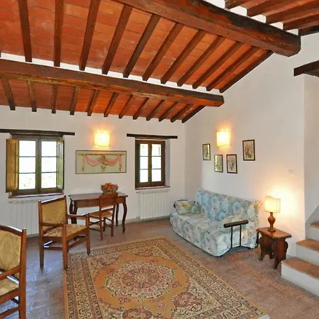 Sleeps 4 Daire Cortona